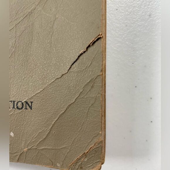 Vintage American Red Cross First Aid Text Book - 1945 - Picture 3 of 14